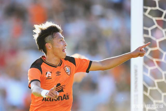 哈格里夫斯：琼斯的场上位置有点靠后