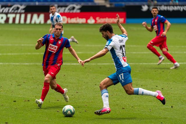 宫鲁鸣分管男篮备战工作 CBA恢复全员体测