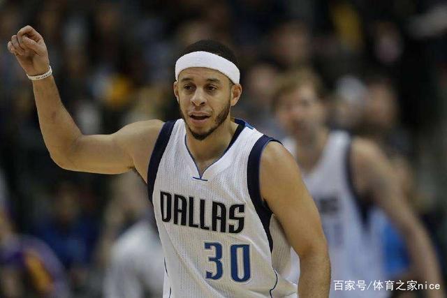 第61期两张球星卡就能买座岛？